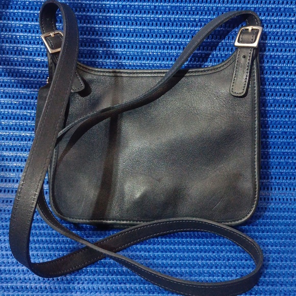 Coach - Picture 5 of 7